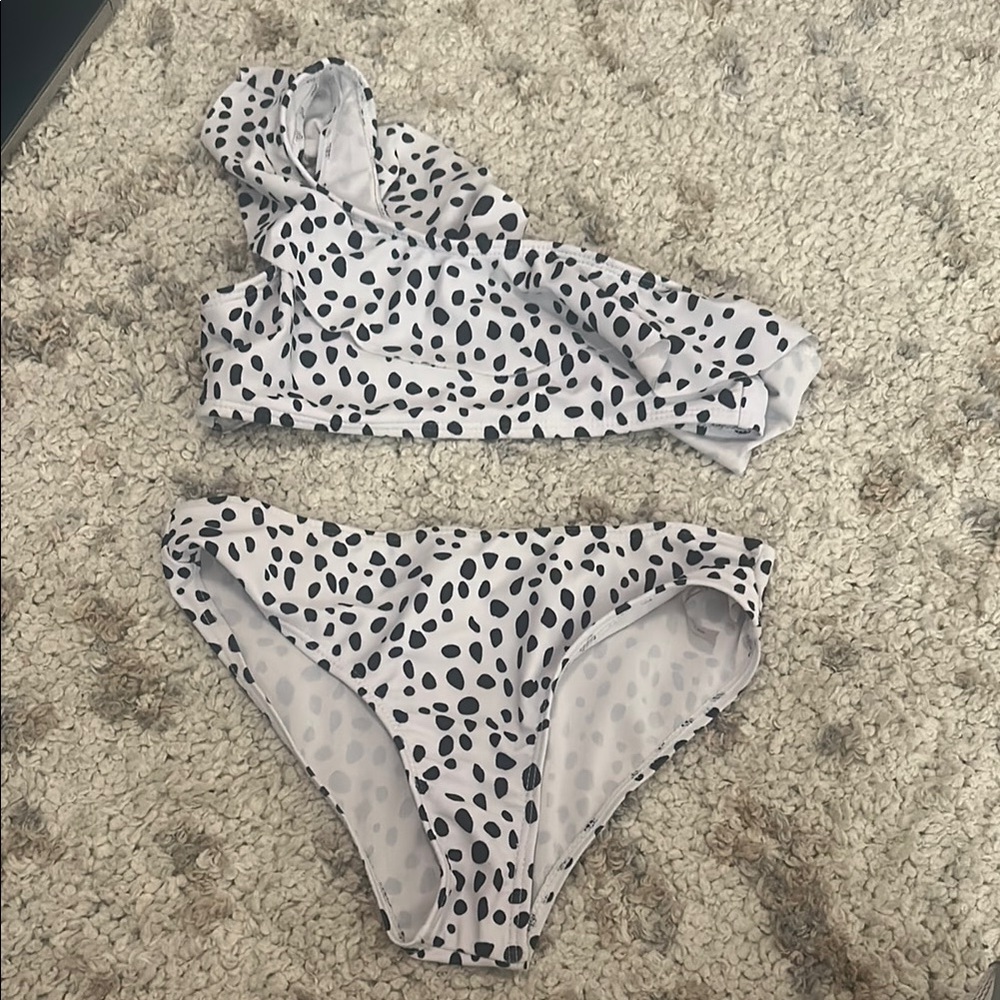 Kids Swimwear Set in Black and White
